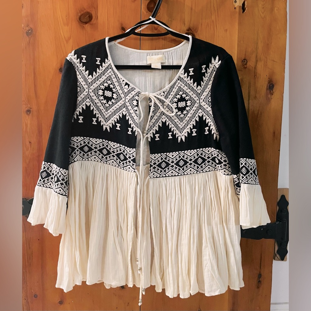 BOHEMIAN blouse.